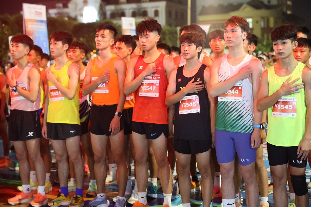 Tiền Phong Marathon 2024: Trên bục vinh quang ảnh 31