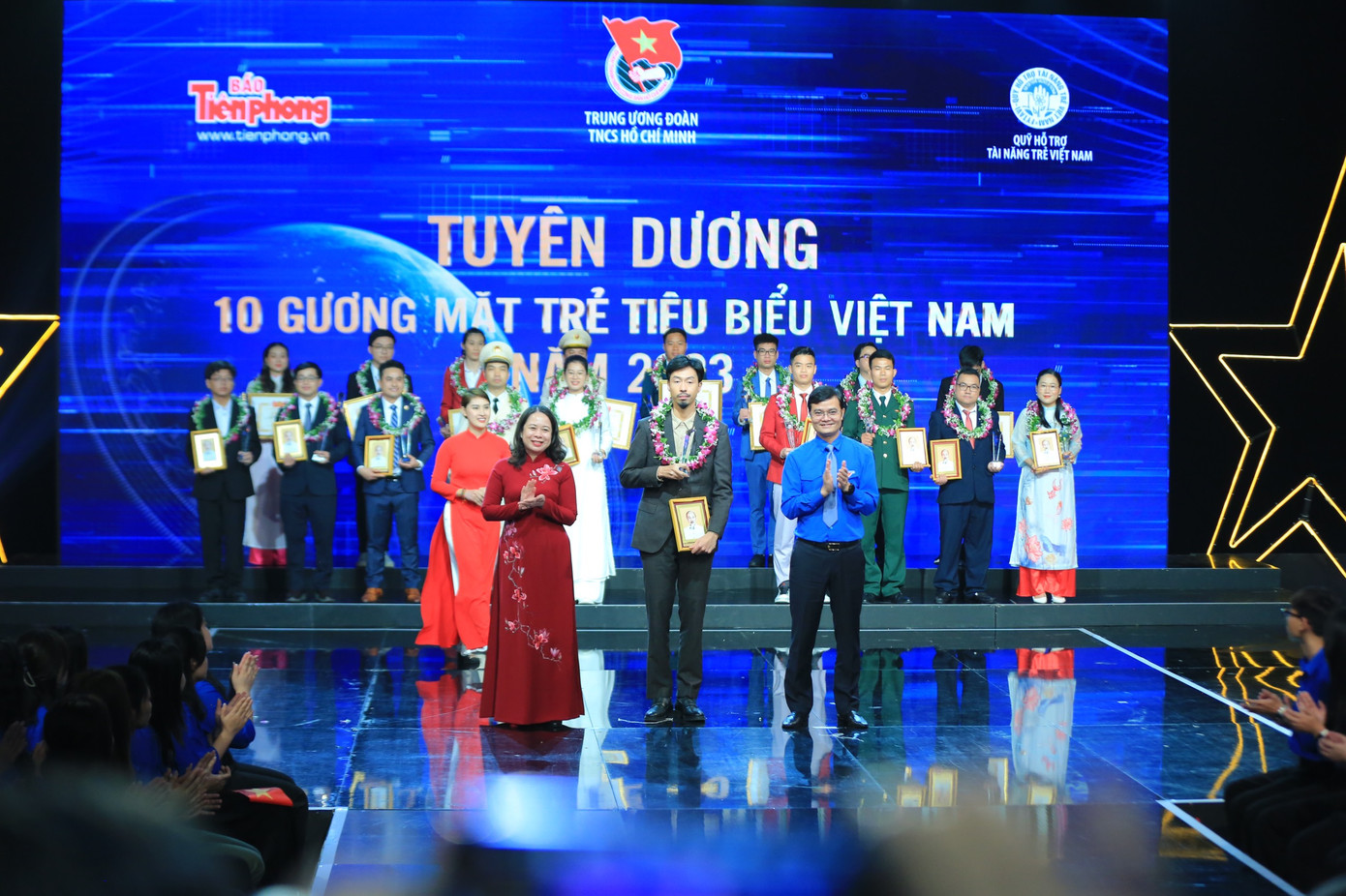 Tuyên dương Gương mặt trẻ Việt Nam tiêu biểu năm 2023: Những người 'lĩnh ấn tiên phong' ảnh 57
