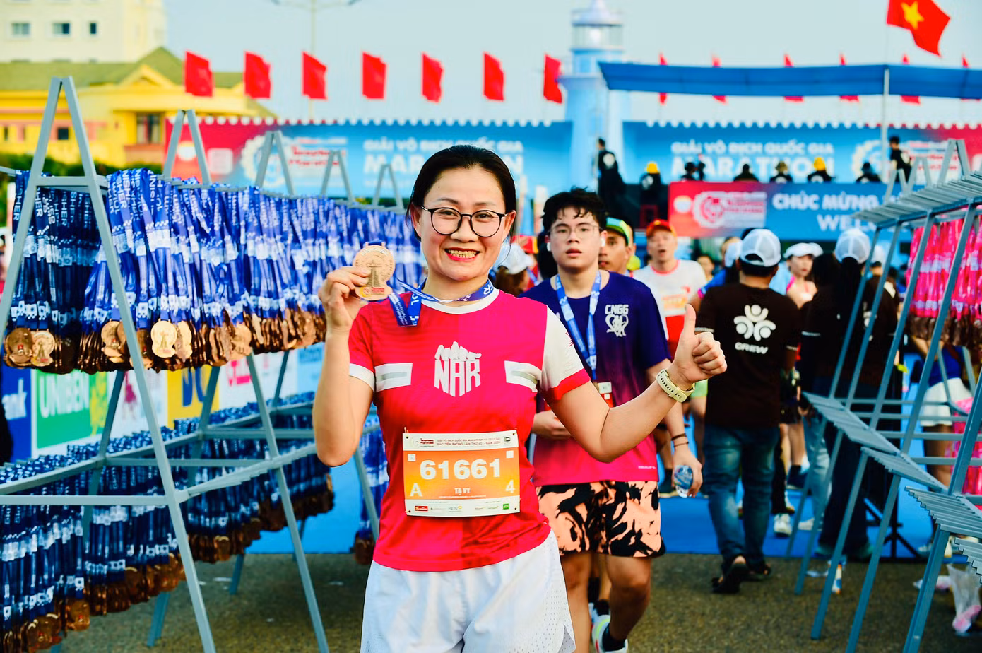 Tiền Phong Marathon 2024: Trên bục vinh quang ảnh 96