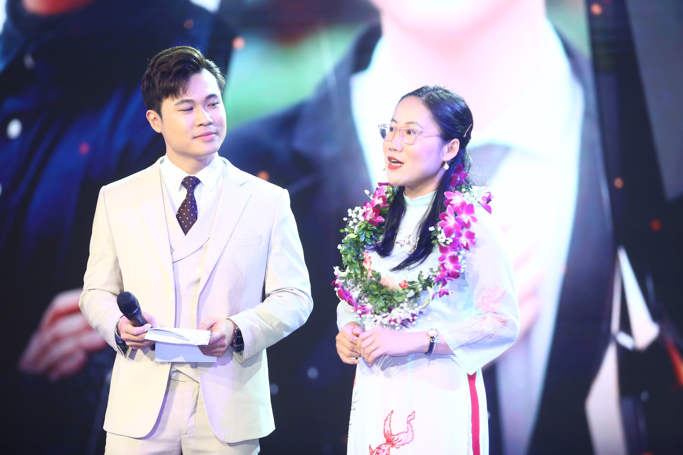 Tuyên dương Gương mặt trẻ Việt Nam tiêu biểu năm 2023: Những người 'lĩnh ấn tiên phong' ảnh 25