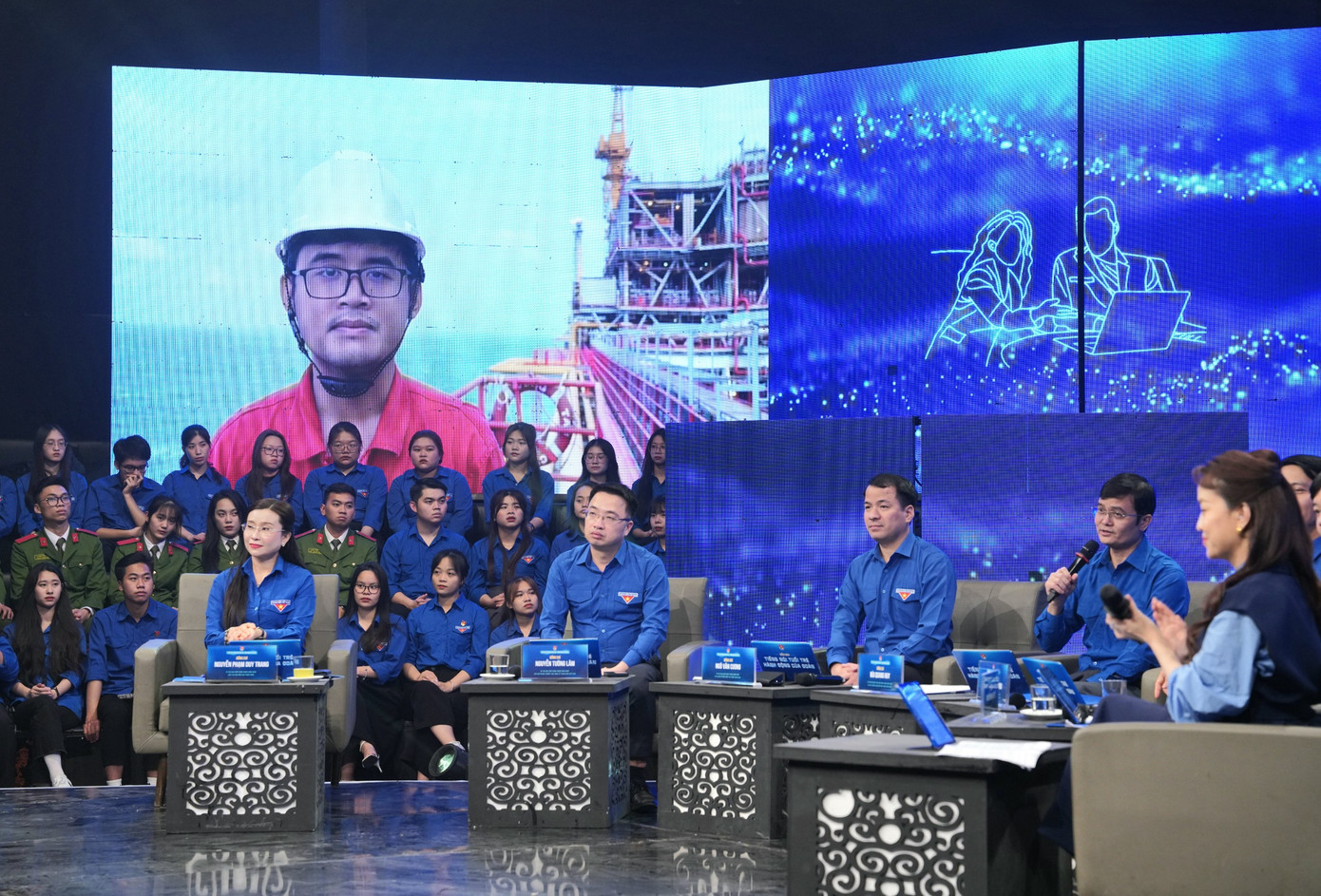 Sáng mãi con đường cách mạng của thanh niên ảnh 13