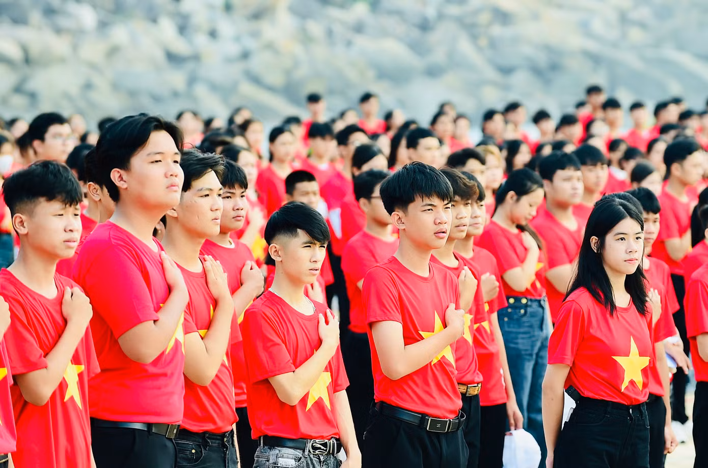 Thiêng liêng Lễ Thượng cờ 'Tổ quốc trong lòng Tổ quốc' ảnh 19 Thiêng liêng Lễ Thượng cờ 'Tổ quốc trong lòng Tổ quốc' ảnh 19