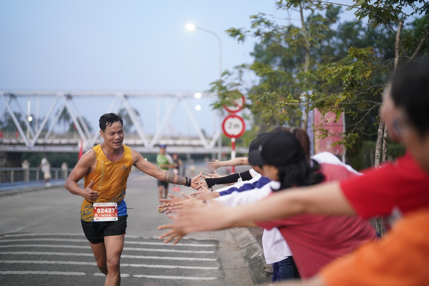Tiền Phong Marathon 2024: Trên bục vinh quang ảnh 129