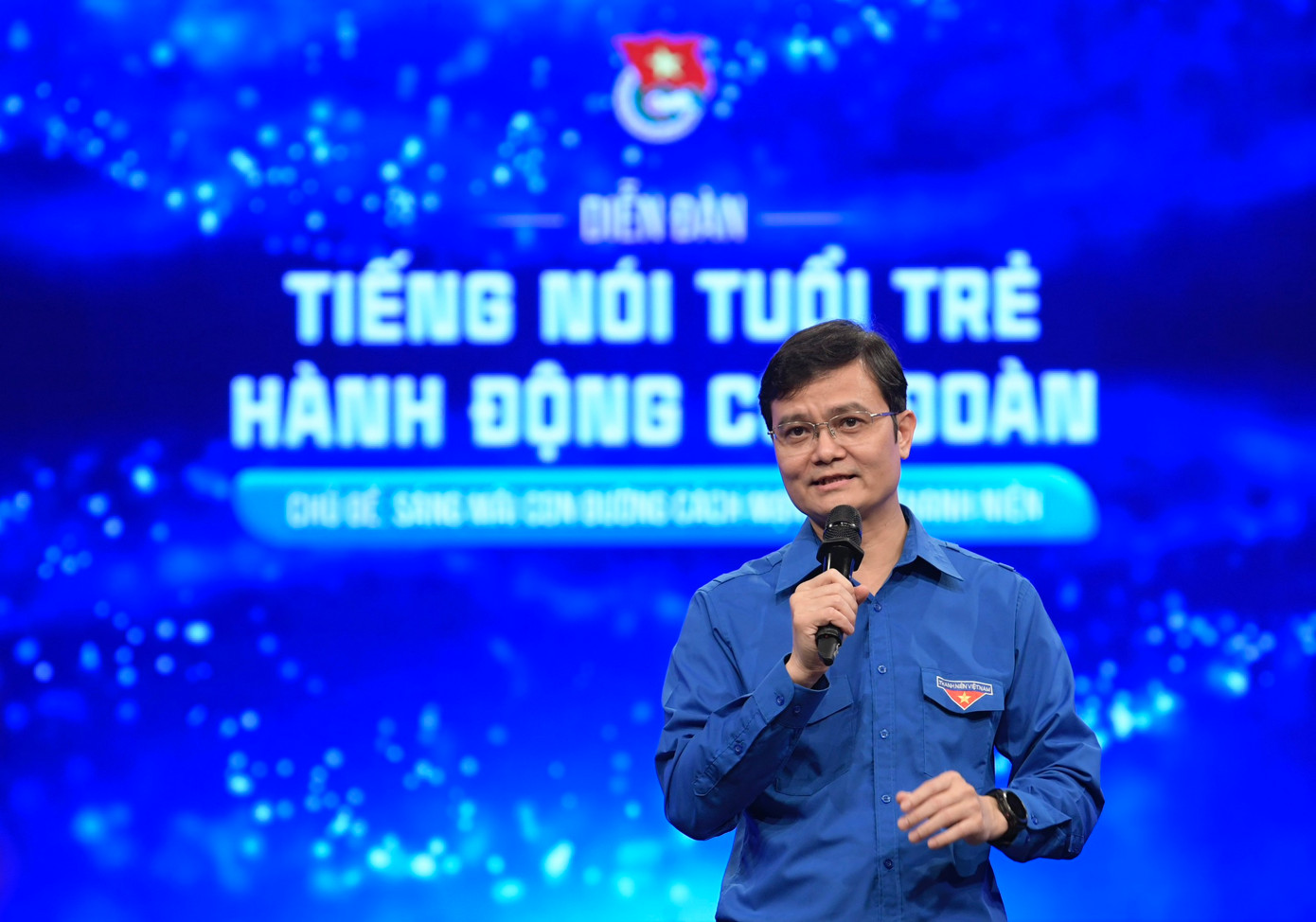 Anh Bùi Quang Huy - Ủy viên dự khuyết Trung ương Đảng, Bí thư thứ nhất Trung ương Đoàn, phát biểu tại diễn đàn.
