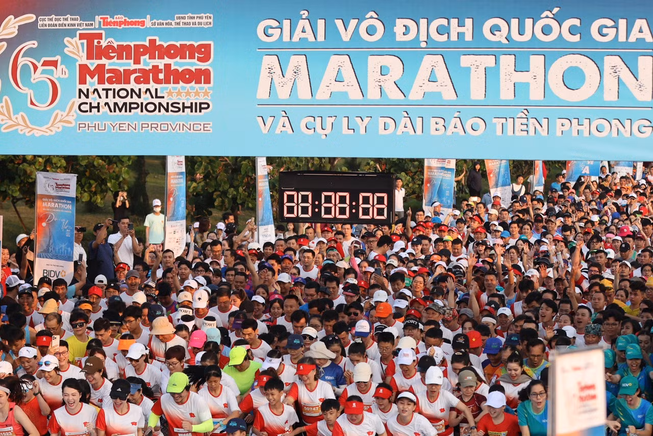 Tiền Phong Marathon 2024: Trên bục vinh quang ảnh 105