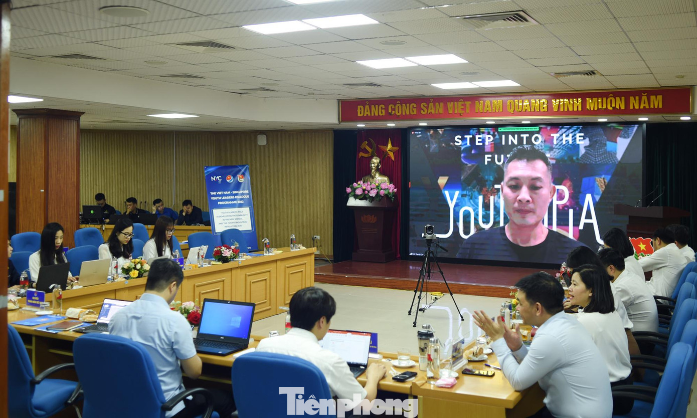 Ông David Chua phát biểu tại chương trình