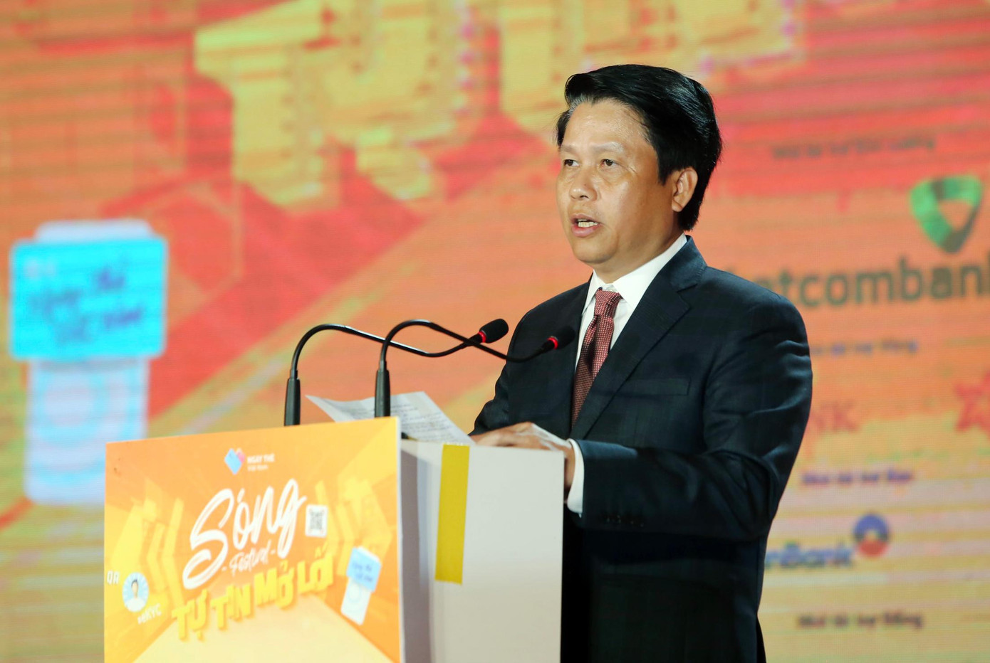 Ông Phạm Tiến Dũng - Phó Thống đốc Ngân hàng Nhà nước Việt Nam phát biểu chỉ đạo. Ảnh: Duy Phạm Ông Phạm Tiến Dũng - Phó Thống đốc Ngân hàng Nhà nước Việt Nam phát biểu chỉ đạo. Ảnh: Duy Phạm