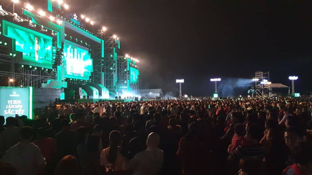 Pháo hoa rực sáng đón năm mới 2020 ảnh 18