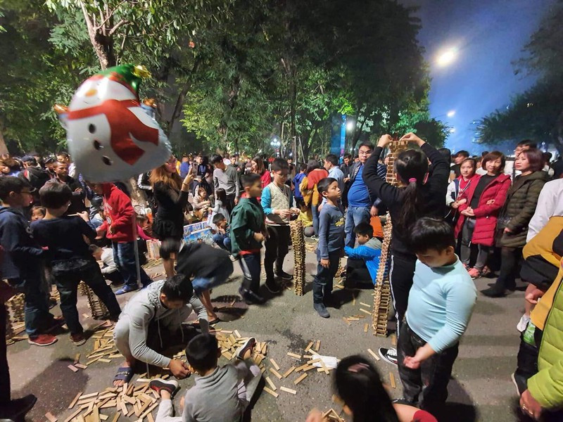 Pháo hoa rực sáng đón năm mới 2020 ảnh 45