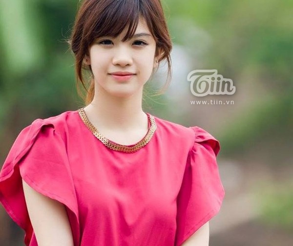 Nữ sinh Kiến trúc xinh đẹp như diễn viên Hàn Quốc ảnh 1