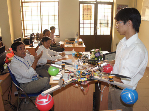 Một buổi bảo vệ đồ án tốt nghiệp tại Trường ĐH Bách khoa TP.HCM. Ảnh: Đào Ngọc Thạch