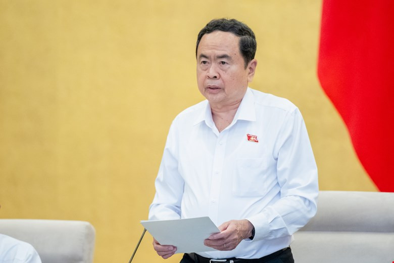 Chủ tịch Quốc hội Trần Thanh Mẫn phát biểu tại phiên họp vào tháng 6 của Ủy ban Thường vụ Quốc hội. Chủ tịch Quốc hội Trần Thanh Mẫn phát biểu tại phiên họp vào tháng 6 của Ủy ban Thường vụ Quốc hội.