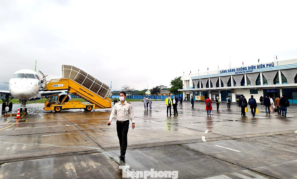 Các đường bay đi/đến sân bay Điện Biên có thể dừng khai thác từ tháng 4 tới để phục vụ thi công mở rộng sân bay này.