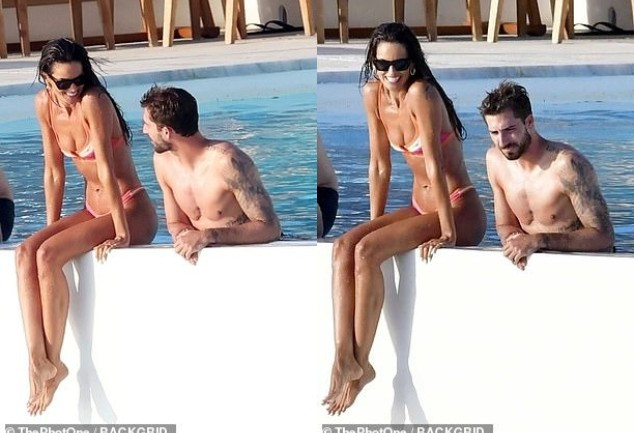 Paparazzi chụp được nhiều khoảnh khắc vui vẻ và ngọt ngào của người đẹp sinh năm 1984 và bạn trai kém 6 tuổi.