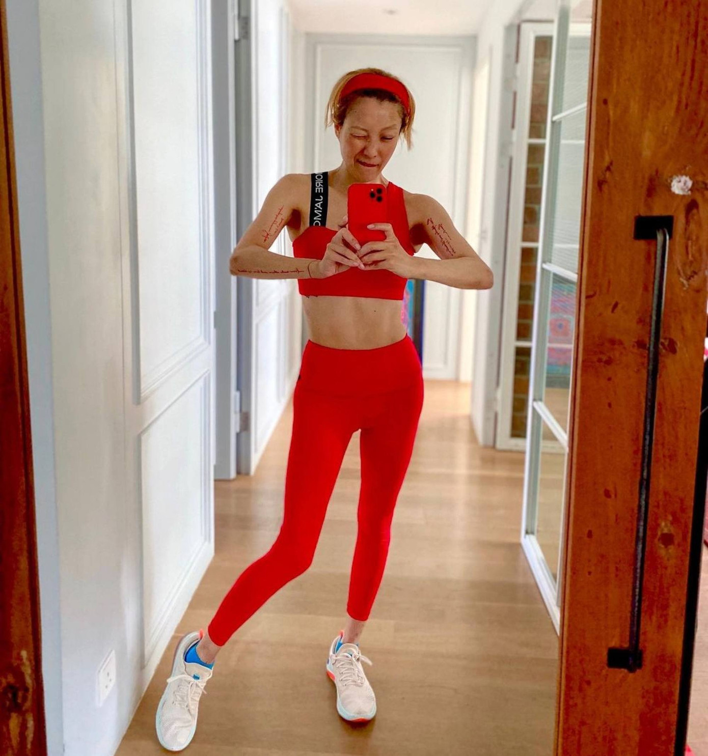 Chạy bộ là hình thức tập thể dục yêu thích của ảnh hậu Kim Tượng. Ảnh: IG.