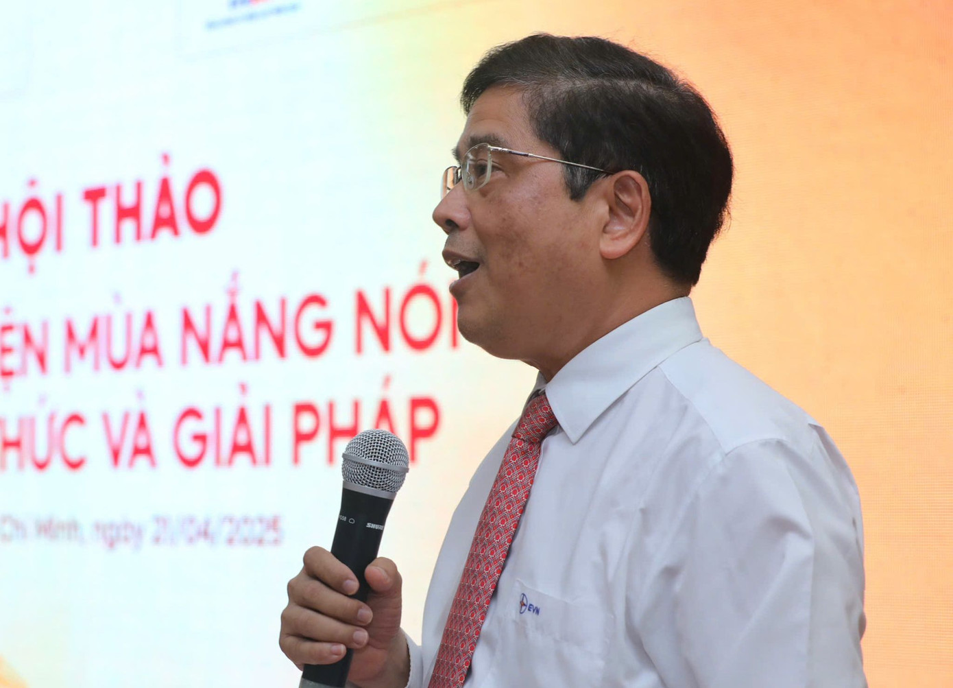 Ông Võ Quang Lâm - Phó Tổng Giám đốc Tập đoàn EVN. Ông Võ Quang Lâm - Phó Tổng Giám đốc Tập đoàn EVN.