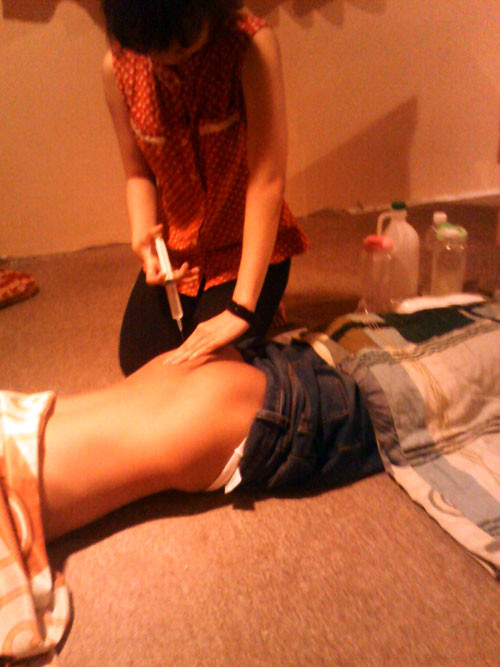 Biến dạng dương vật vì bơm silicon ảnh 2