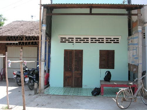 Hai cô gái giết người, công an tạm tha 7 thanh niên ảnh 2