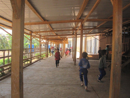  Vay hàng trăm triệu để xây trường đẹp cho học trò Bahnar ảnh 4