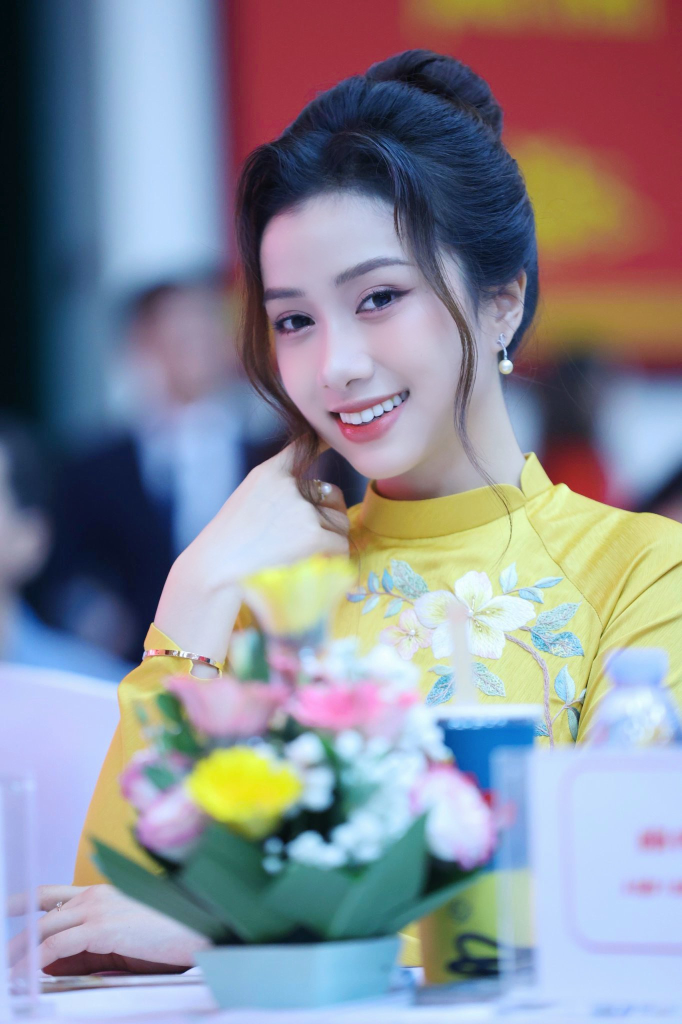 Người đẹp Nhân ái Ngọc Mai cho biết trước đây cô từng phối hợp với Viện Huyết học Truyền máu Trung ương tổ chức một sự kiện hiến máu, thu được 50 đơn vị máu, tuy nhỏ nhưng rất ý nghĩa với những người tổ chức. Ngọc Mai nói sẽ đăng ký tham gia hiến máu vào ngày 24/12 tới và sẽ lan toả để có thêm nhiều người tham gia hoạt động ý nghĩa này.