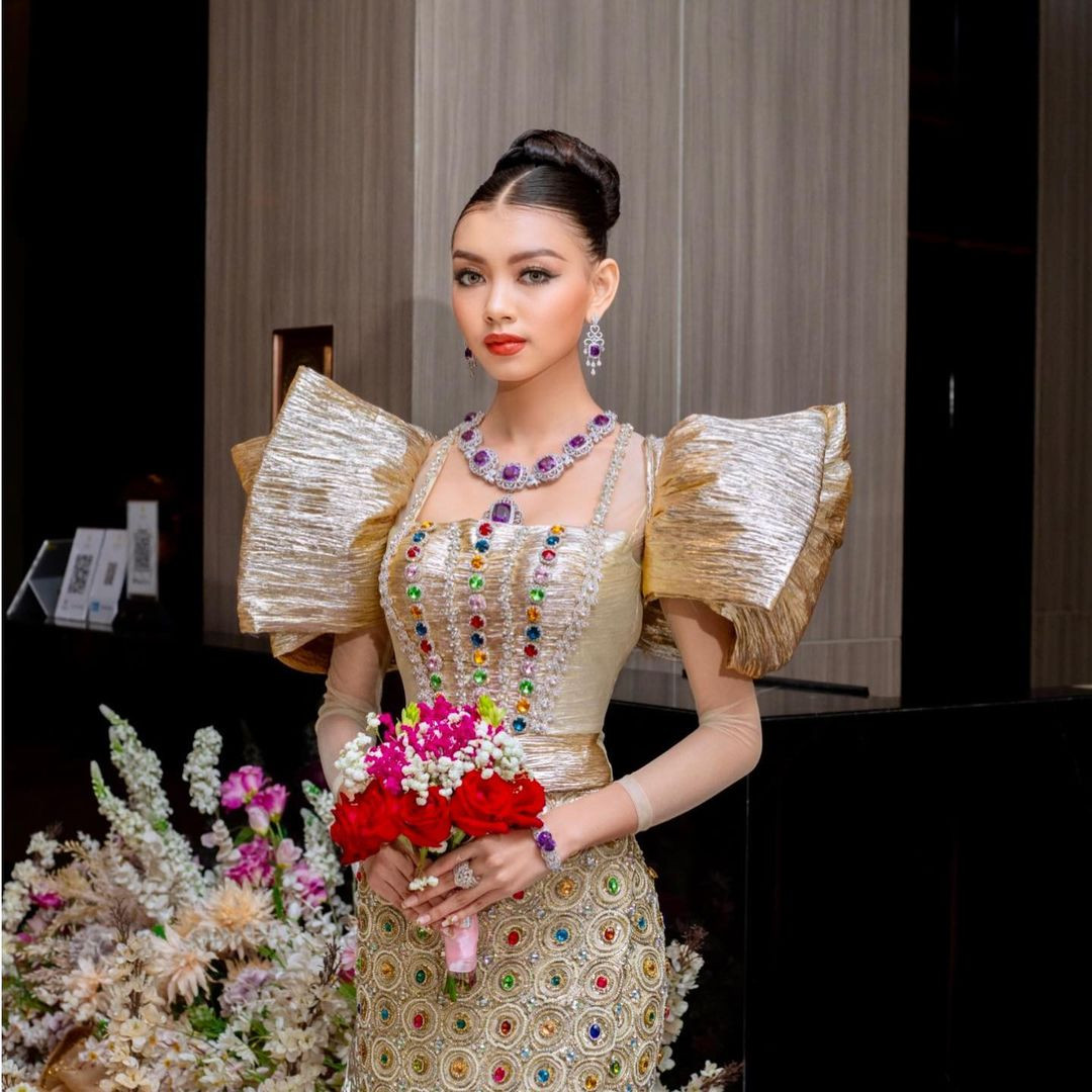 Cuộc thi Hoa hậu Hòa bình Myanmar 2024 có sự tham dự của khoảng 20 thí sinh đại diện cho các tỉnh, thành. Sắc vóc các thí sinh năm nay được nhận xét đồng đều nhưng không có gương mặt nổi trội. Hầu hết thí sinh của Hoa hậu Hòa bình Myanmar đều là những gương mặt mới mẻ với cuộc thi nhan sắc.