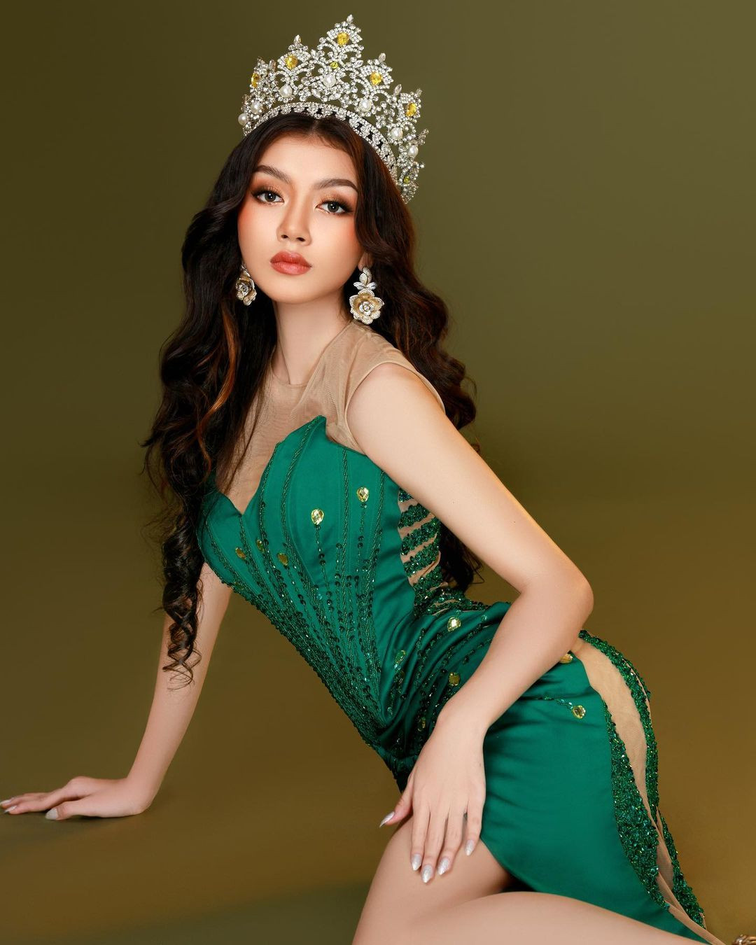 Năm 2023, người đẹp Ni Ni Lin Eain đại diện Myanmar tham dự Hoa hậu Hòa bình Quốc tế 2023 và giành ngôi vị Á hậu 1. Sau thành tích của Ni Ni Lin Eain, cuộc thi Miss Grand International được hâm mộ cuồng nhiệt tại Myanmar. Cô cũng nhận được sự chào đón nồng nhiệt từ công chúng sau khi trở về nước.