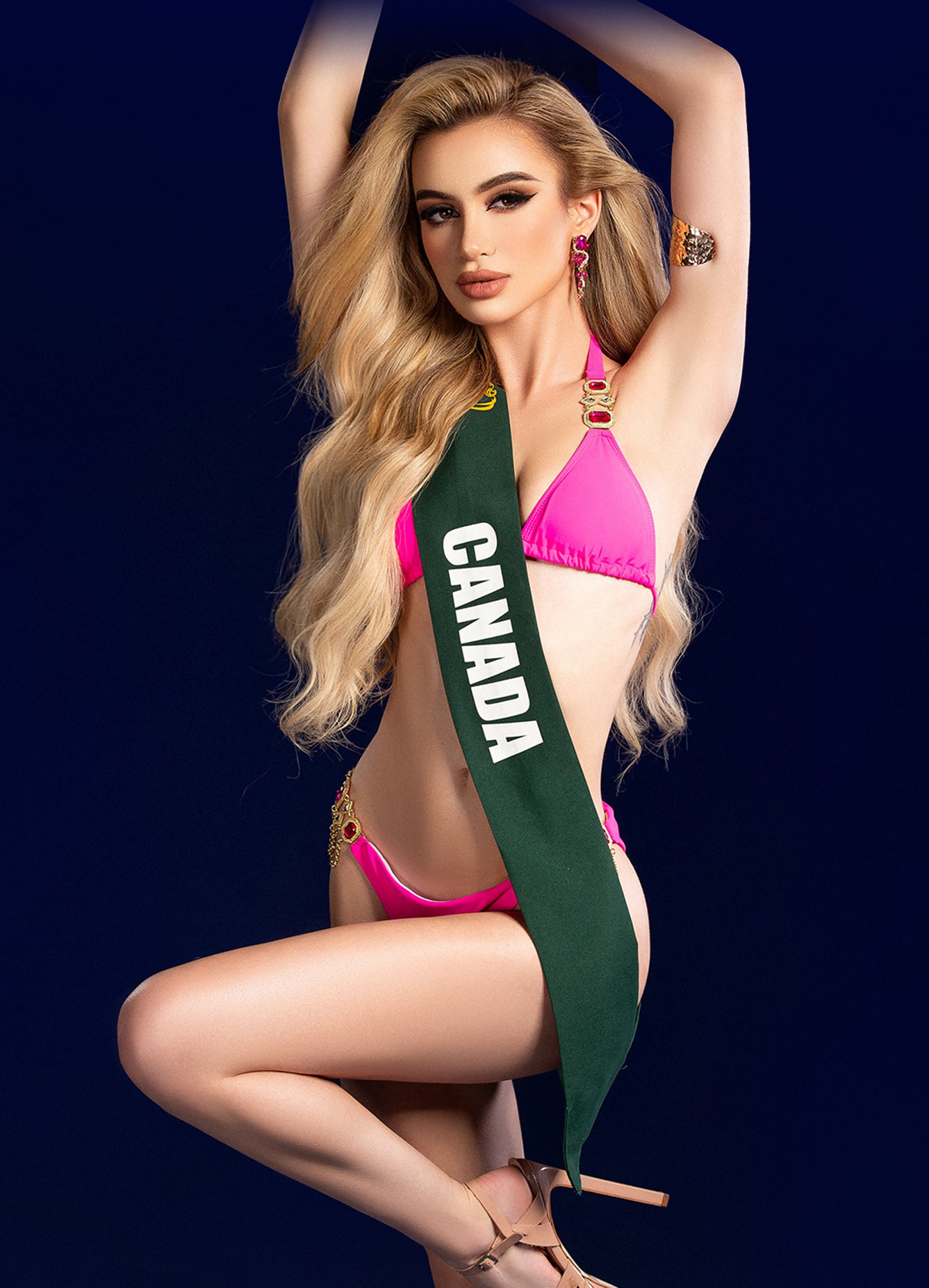 Dàn thí sinh Hoa hậu Trái Đất 2023 được đánh giá có hình thể đồng đều. Cuộc thi năm nay được tổ chức ở Việt Nam cũng nhận được sự chú ý, khen ngợi của các fan sắc đẹp quốc tế.