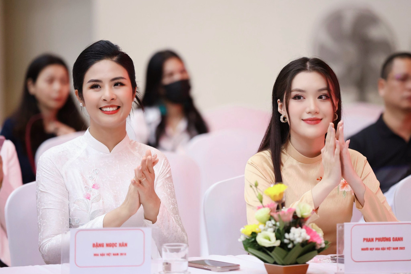 Dàn người đẹp chia sẻ sẽ cùng vận động bạn bè, người thân tham gia hiến máu tại Chủ Nhật Đỏ lần thứ XVI - năm 2024.