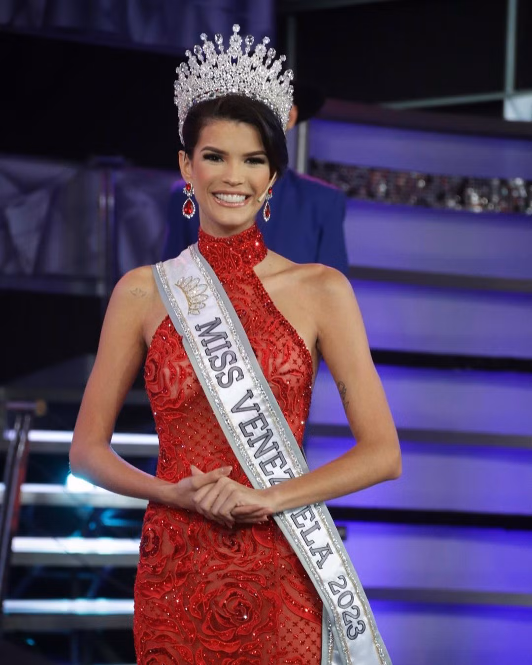 Hoa hậu Hoàn vũ Venezuela 2023 Ileana Marquez Pedroza bị chê già nua. Hoa hậu Hoàn vũ Venezuela 2023 Ileana Marquez Pedroza bị chê già nua.