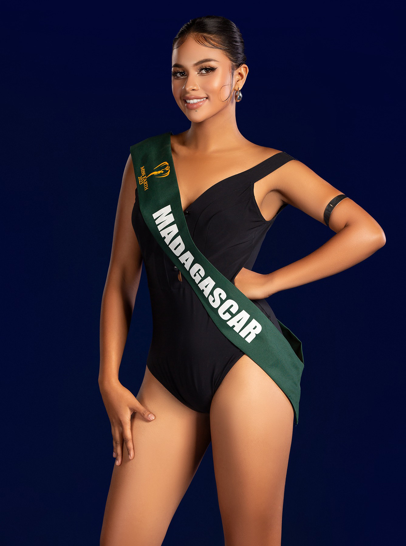 Đại diện còn lại của khu vực châu Phi là người đẹp Madagascar - Valisoa Fifaliana Ratsimbazafy.