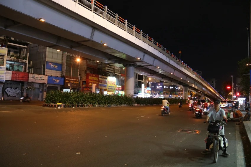 Tại đây đã xảy ra tai nạn giao thông làm hai người chết. Tại đây đã xảy ra tai nạn giao thông làm hai người chết.