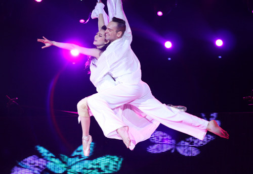 Thu Thủy - Ngân Khánh cùng đoạt Quán quân 'Bước nhảy hoàn vũ' ảnh 5