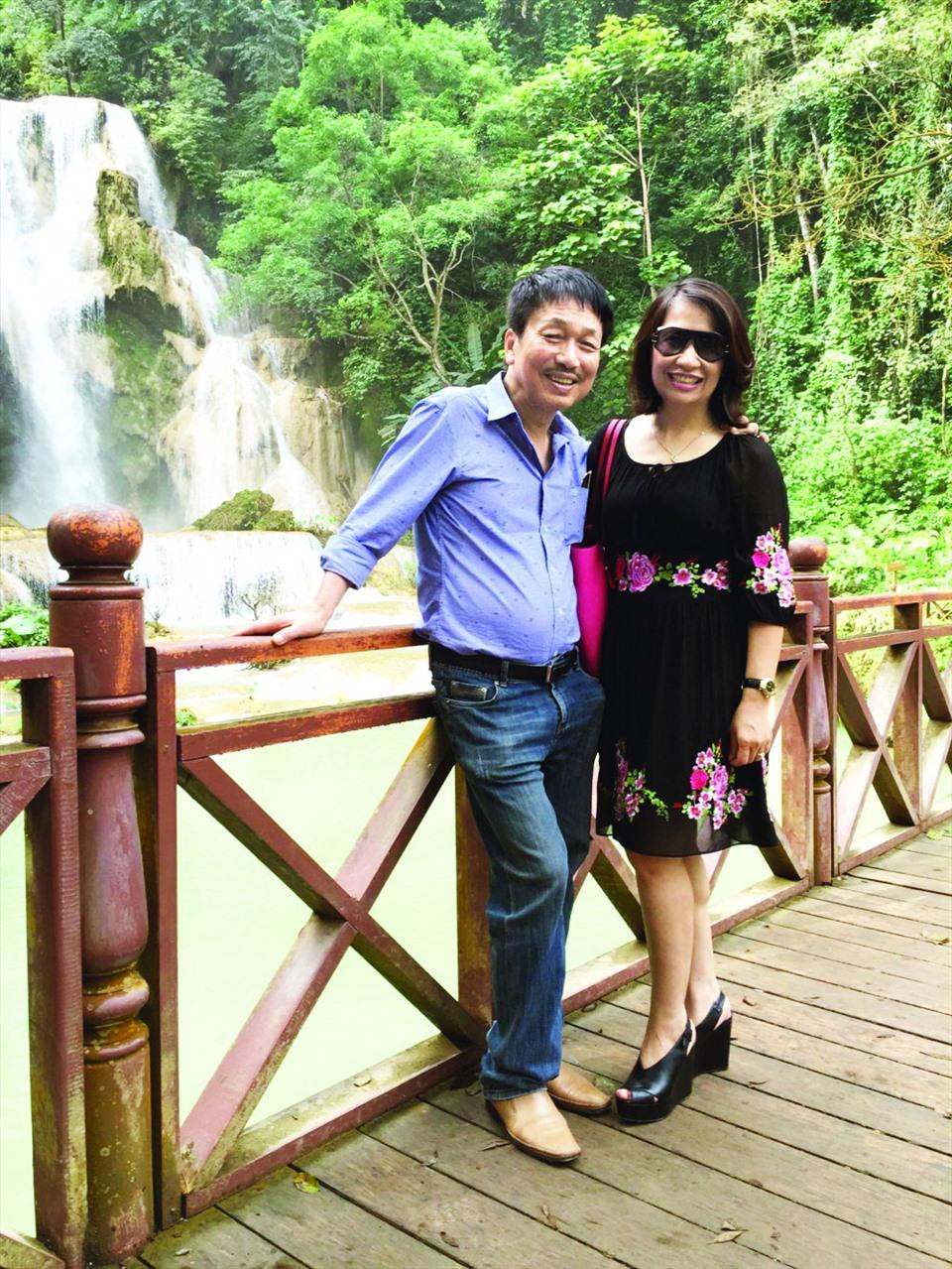 Nhạc sĩ Phú Quang và vợ Trịnh Anh Thư