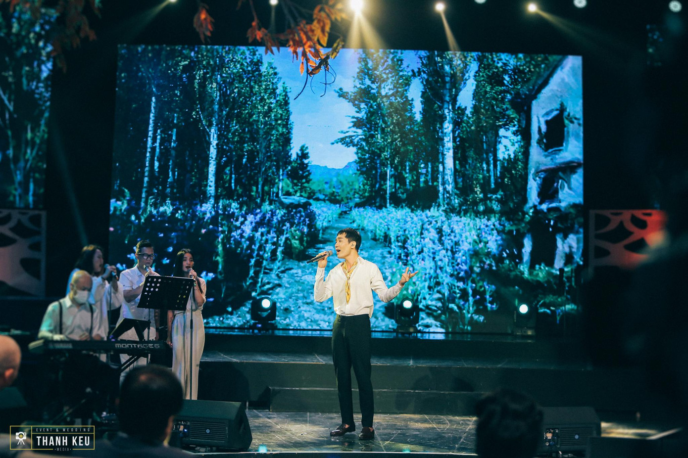 Phạm Anh Duy với "Nơi ấy" của Hà Okio Phạm Anh Duy với "Nơi ấy" của Hà Okio