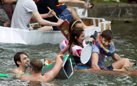 Và cả những chiếc thuyền kém may mắn