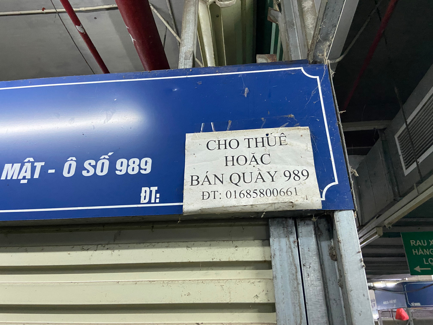 Nhiều tiểu thương ở các chợ truyền thống rao bán hoặc cho thuê quầy Nhiều tiểu thương ở các chợ truyền thống rao bán hoặc cho thuê quầy