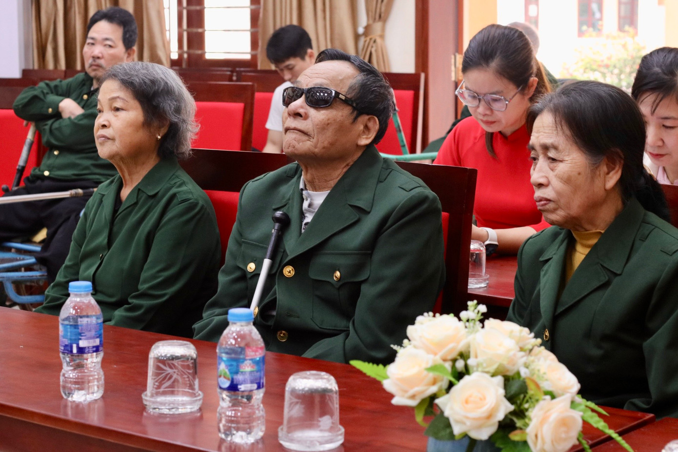 Để tri ân và động viên các cô, các chú thanh niên xung phong, thương bệnh binh, nhiều năm nay Báo Tiền Phong đã chủ trương công tác các hoạt động "Uống nước nhớ nguồn" vào các dịp lễ, tết, ngày Thương binh Liệt sĩ.