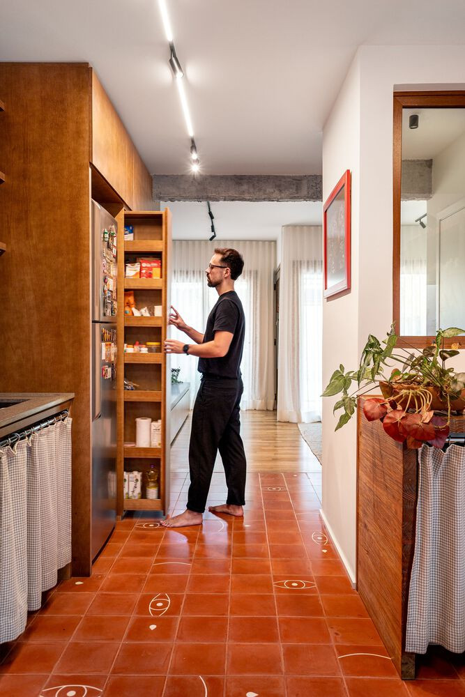 Nội thất được bố trí ngăn nắp, gọn gàng để tận dụng tối đa không gian của căn nhà.