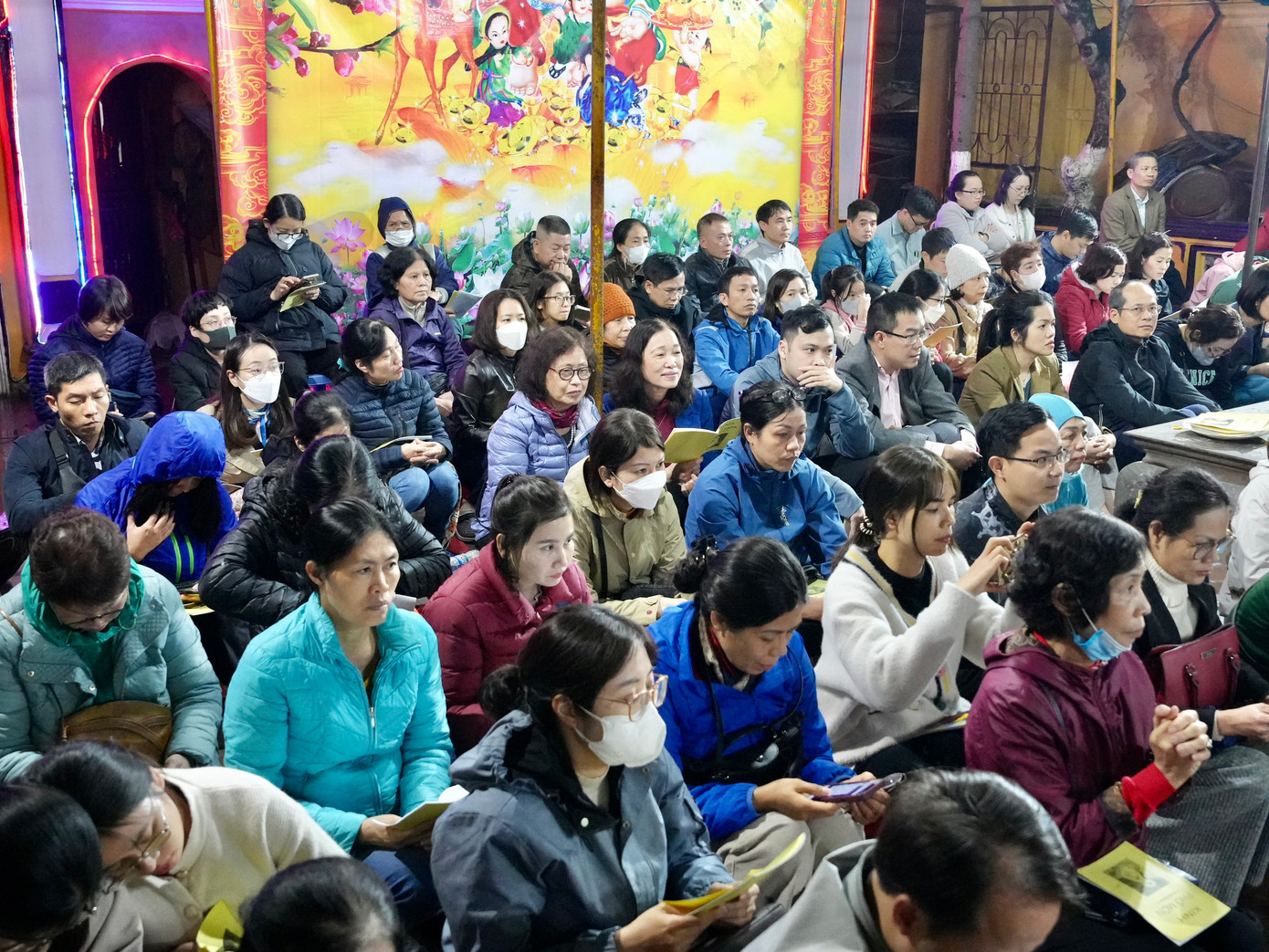 Như thông lệ hằng năm, Tổ đình Phúc Khánh sẽ tổ chức nhiều khóa lễ cầu an cho gia đình, thời gian bắt đầu từ ngày 29 tháng Chạp đến khoảng 20 tháng Giêng âm lịch và thu hút hàng nghìn người đến đăng ký cầu an. Như thông lệ hằng năm, Tổ đình Phúc Khánh sẽ tổ chức nhiều khóa lễ cầu an cho gia đình, thời gian bắt đầu từ ngày 29 tháng Chạp đến khoảng 20 tháng Giêng âm lịch và thu hút hàng nghìn người đến đăng ký cầu an.