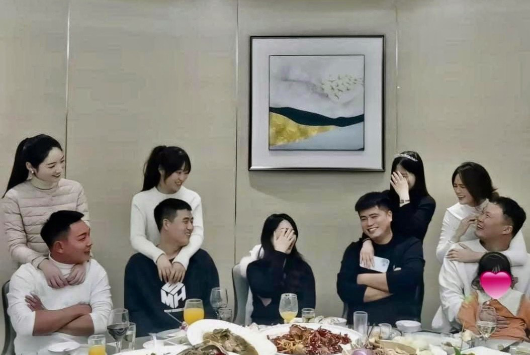 Nhiều bạn trẻ thích cuộc sống tự do hơn việc yêu đương, kết hôn. Ảnh minh họa: Internet