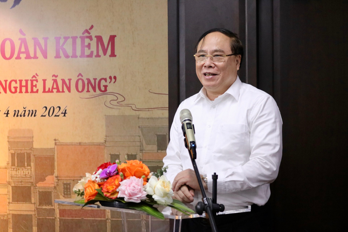 GS Đậu Xuân Cảnh - Chủ tịch Hội Đông y Việt Nam phát biểu tại tọa đàm.