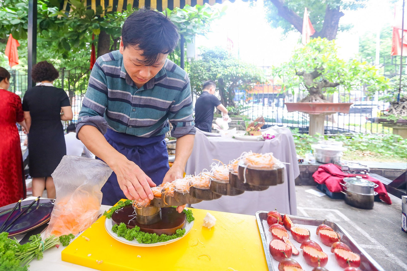 Nhiều món ăn truyền thống rất hấp dẫn