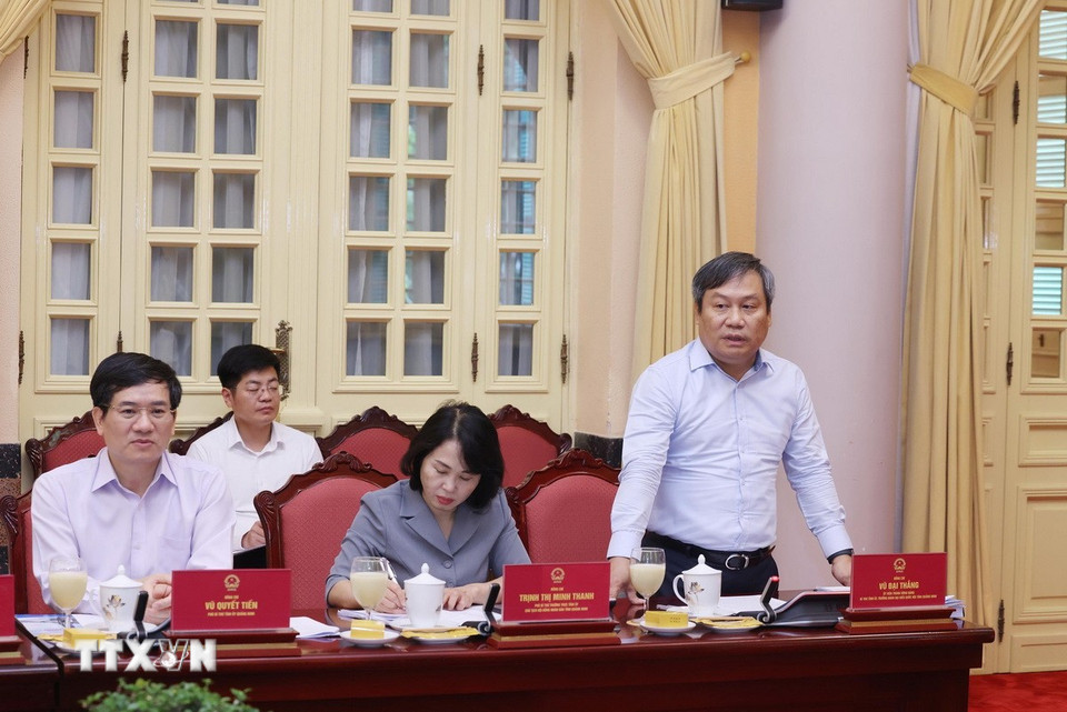 Uỷ viên Trung ương Đảng, Bí thư Tỉnh uỷ Quảng Ninh Vũ Đại Thắng phát biểu. (Ảnh: Lâm Khánh/TTXVN) Uỷ viên Trung ương Đảng, Bí thư Tỉnh uỷ Quảng Ninh Vũ Đại Thắng phát biểu. (Ảnh: Lâm Khánh/TTXVN)