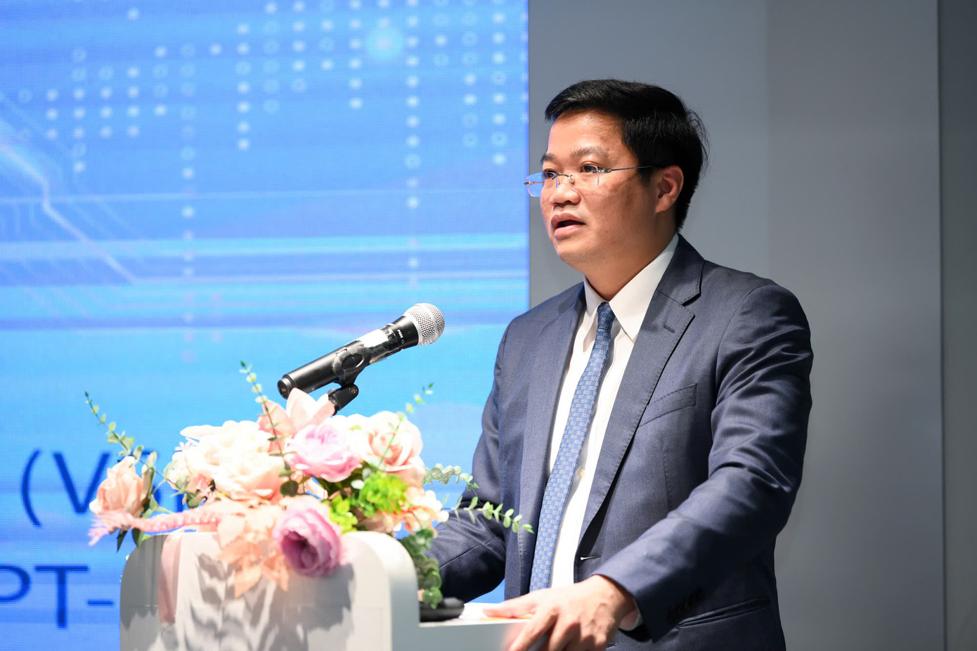 Thứ trưởng Bộ Tài chính Nguyễn Đức Tâm phát biểu tại chương trình.