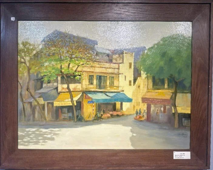 Các họa sĩ Nguyễn Ngọc Cương, Phạm Thái, Nguyễn Duy Anh tuy thể hiện khác nhau nhưng đều có góc nhìn về một Hà Nội một cách nhẹ nhàng, lãng mạn đầy chất thơ. Các họa sĩ Nguyễn Ngọc Cương, Phạm Thái, Nguyễn Duy Anh tuy thể hiện khác nhau nhưng đều có góc nhìn về một Hà Nội một cách nhẹ nhàng, lãng mạn đầy chất thơ.