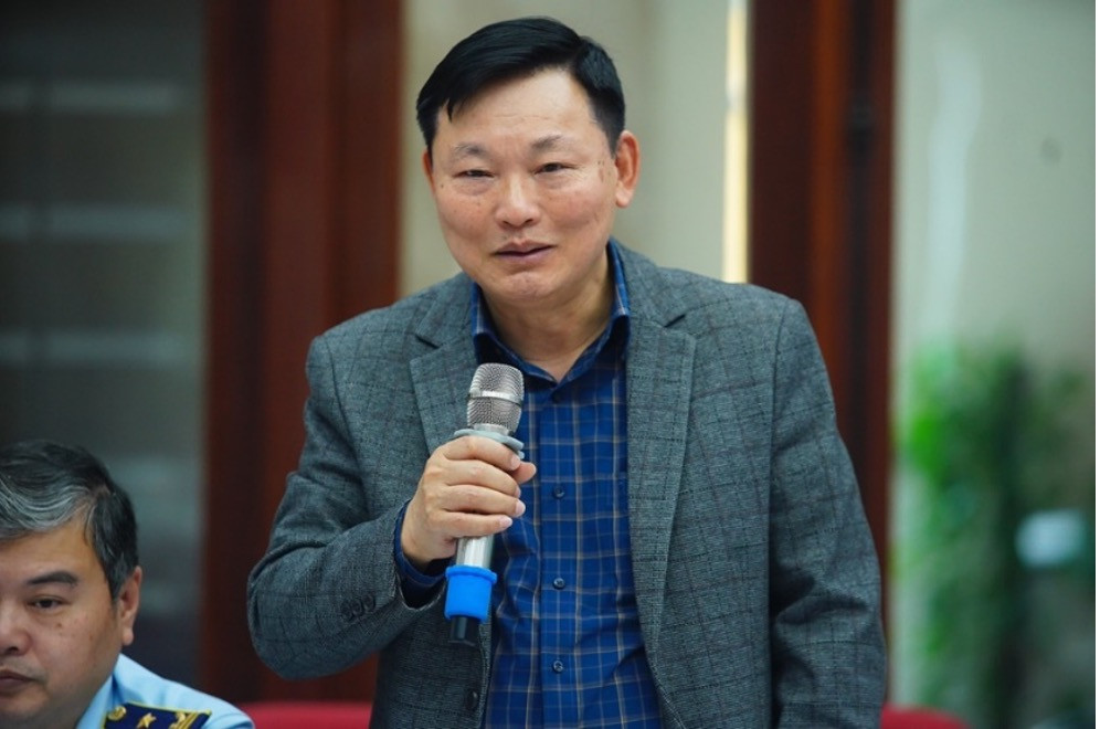 Ông Lê Đại Hải, Phó Vụ trưởng Vụ Pháp luật Dân sự - Kinh tế, Bộ Tư pháp phát biểu tại toạ đàm. Ông Lê Đại Hải, Phó Vụ trưởng Vụ Pháp luật Dân sự - Kinh tế, Bộ Tư pháp phát biểu tại toạ đàm.