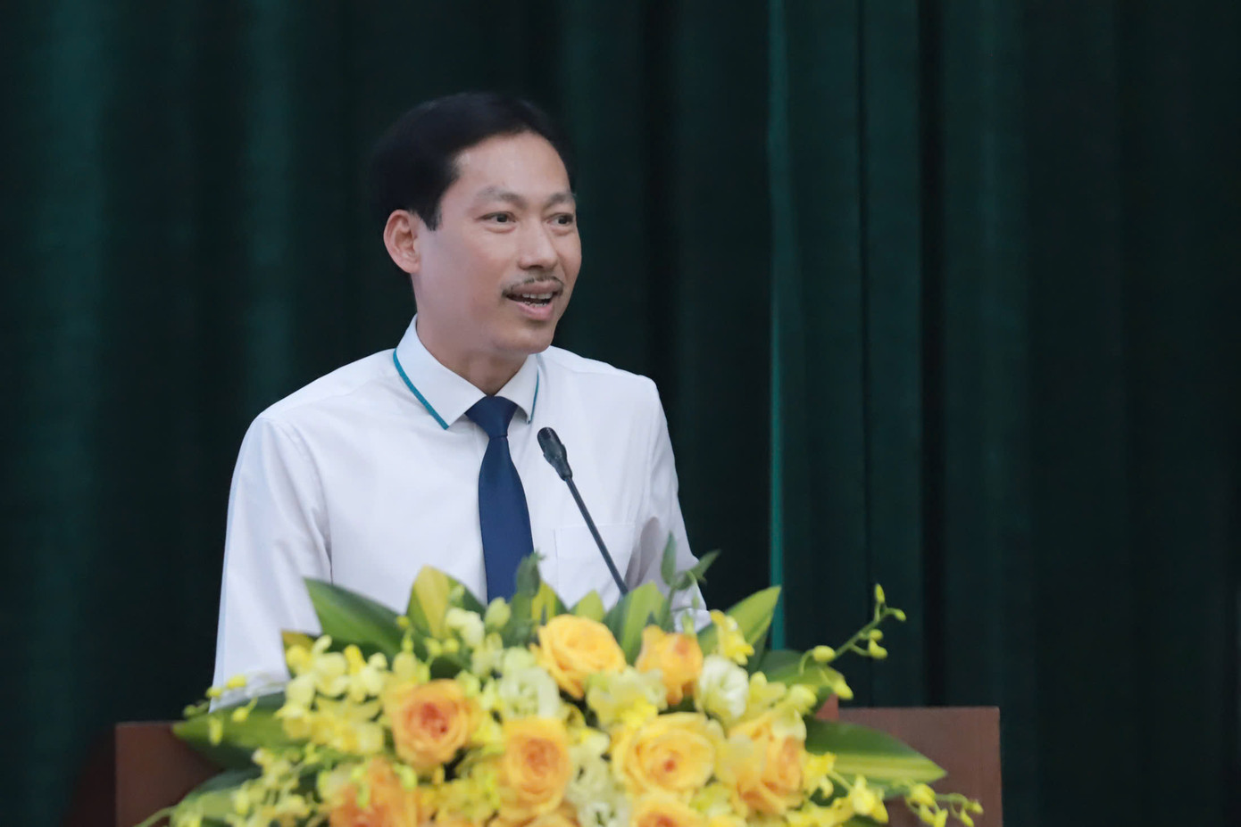 PGS.TS Lê Xuân Trường - Trưởng khoa Thuế, Học viện Tài chính - phát biểu tham luận tại hội thảo.