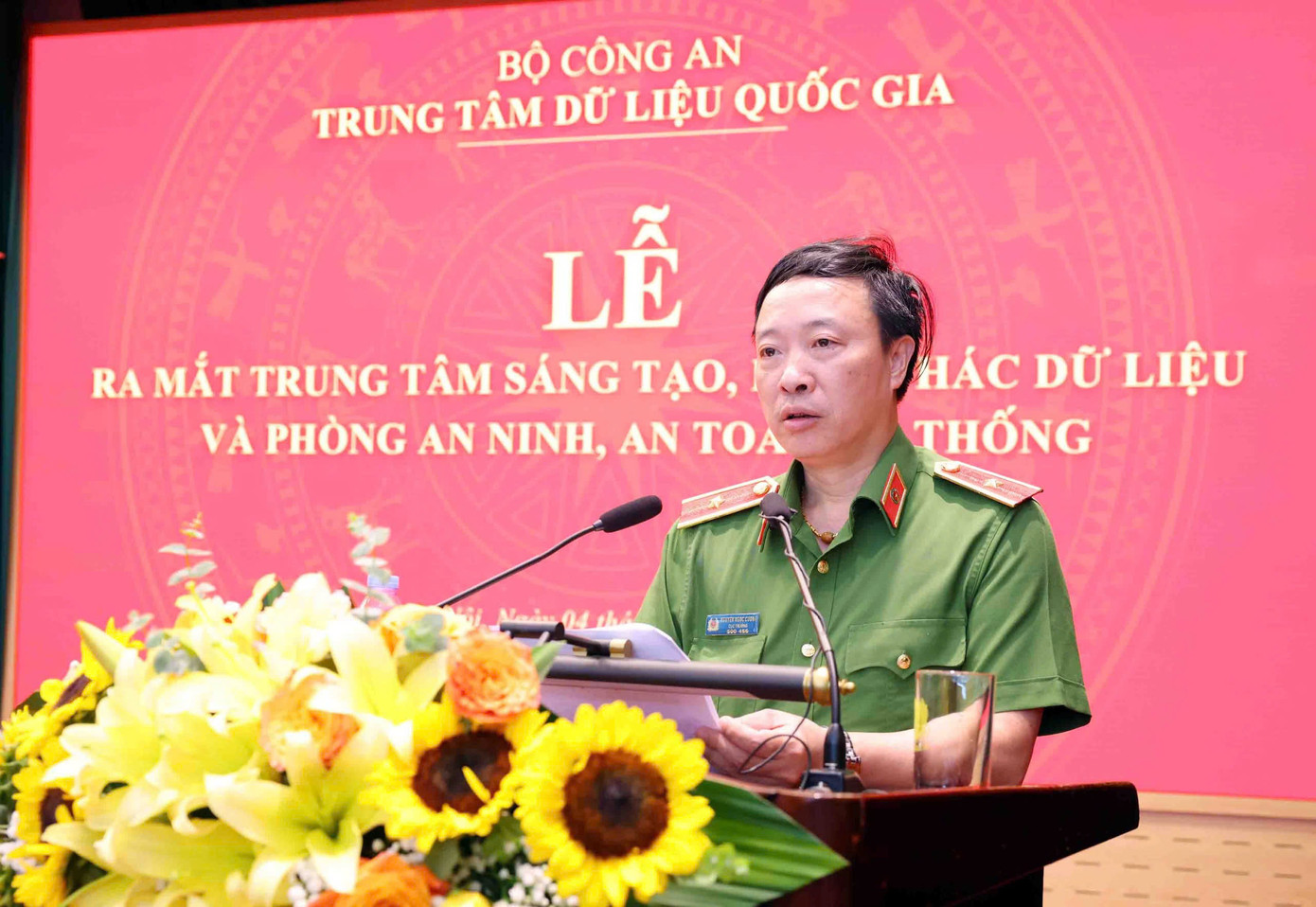 Thiếu tướng Nguyễn Ngọc Cương phát biểu tại buổi lễ. Thiếu tướng Nguyễn Ngọc Cương phát biểu tại buổi lễ.