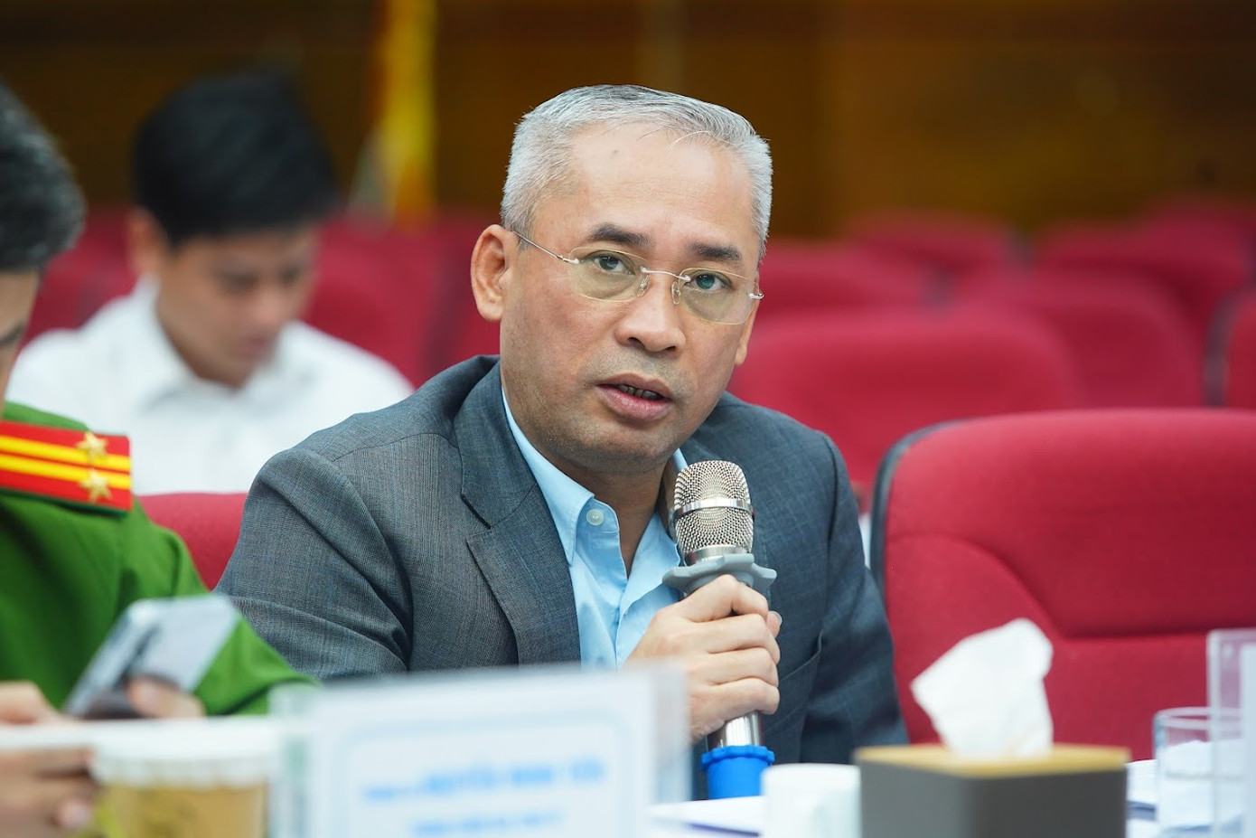 Ông Phan Quốc Đông, Phó Chi cục trưởng Điều tra chống buôn lậu, Cục Hải quan (Bộ Tài chính) phát biểu. Ông Phan Quốc Đông, Phó Chi cục trưởng Điều tra chống buôn lậu, Cục Hải quan (Bộ Tài chính) phát biểu.