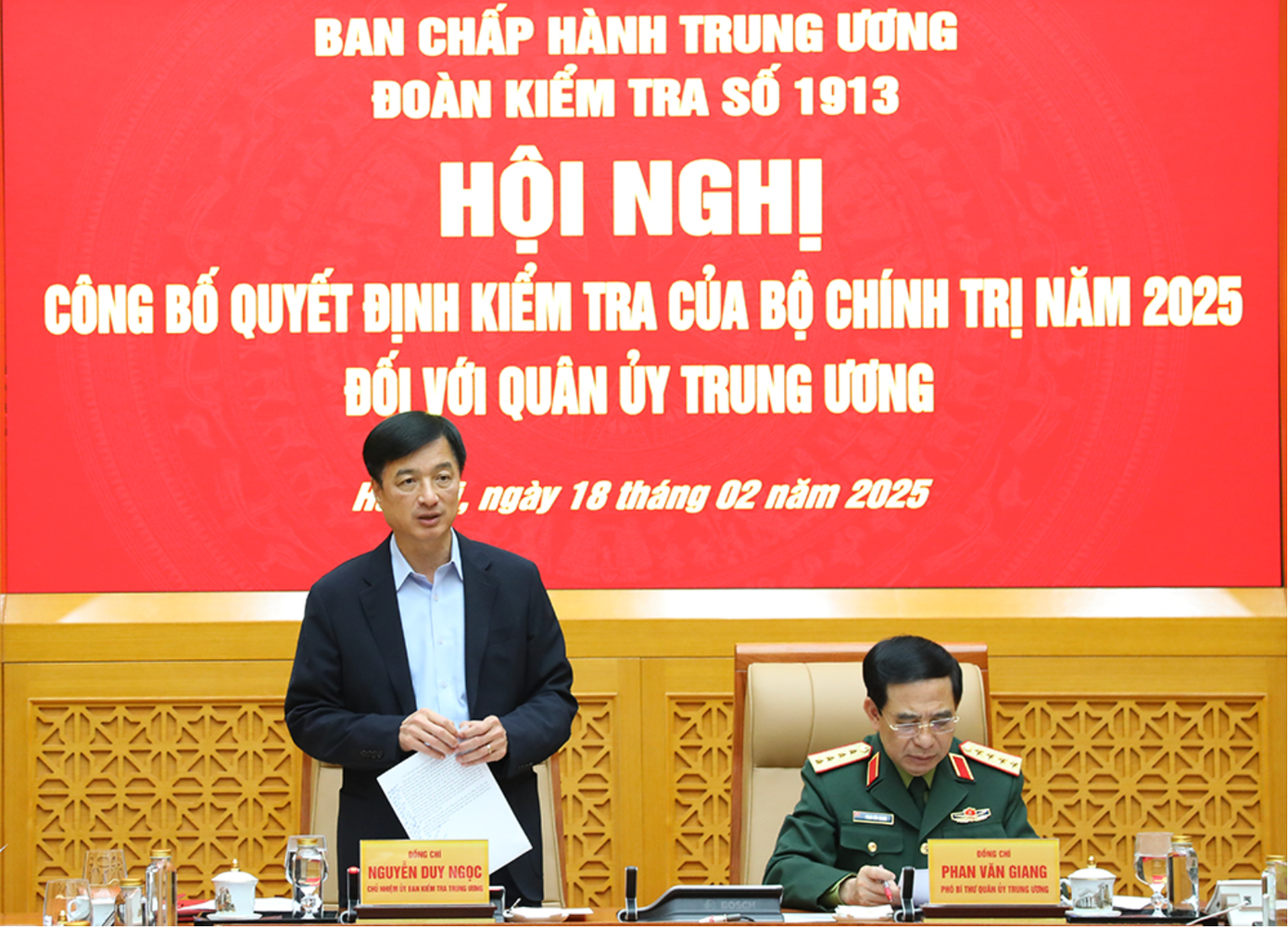 Chủ nhiệm Ủy ban Kiểm tra Trung ương Nguyễn Duy Ngọc phát biểu tại hội nghị. Chủ nhiệm Ủy ban Kiểm tra Trung ương Nguyễn Duy Ngọc phát biểu tại hội nghị.